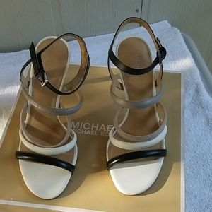MICHAEL KORS HEELS NEW NO TAGS